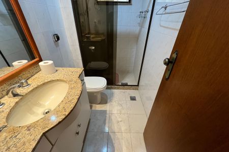 Apartamento à venda com 140m², 3 quartos e 2 vagasBanheiro