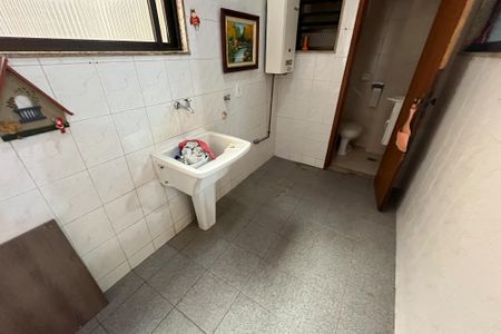 Apartamento à venda com 140m², 3 quartos e 2 vagasÁrea de Serviço