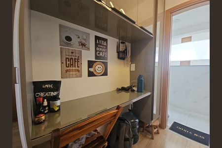 Cozinha  de apartamento para alugar com 1 quarto, 45m² em Amaralina, Salvador