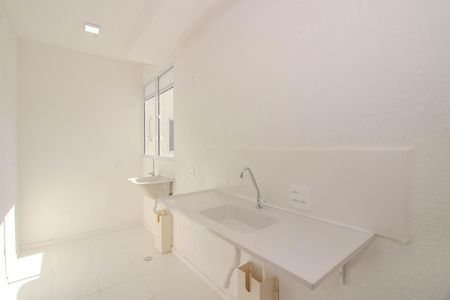Apartamento à venda com 41m², 2 quartos e 1 vaga Apartamento à venda com 41m², 2 quartos e 1 vagaCozinha e Área de Serviço
