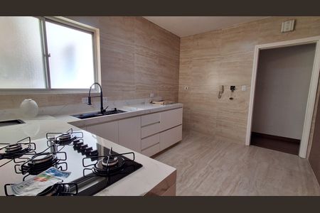 Apartamento à venda com 142m², 3 quartos e 1 vagaCozinha 