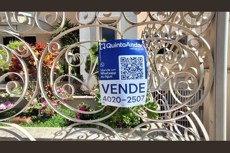 Apartamento à venda com 142m², 3 quartos e 1 vagaPlaquinha 