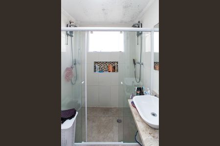 Casa à venda com 126m², 3 quartos e 2 vagasBanheiro
