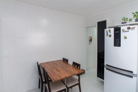 Casa à venda com 126m², 3 quartos e 2 vagasCozinha