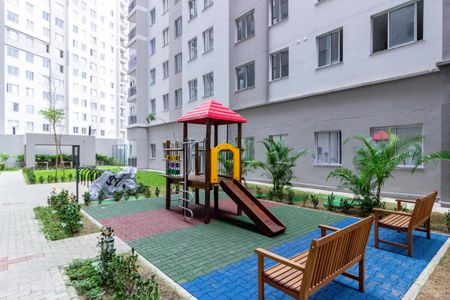 Apartamento para alugar com 32m², 2 quartos e sem vagaÁrea comum - Playground