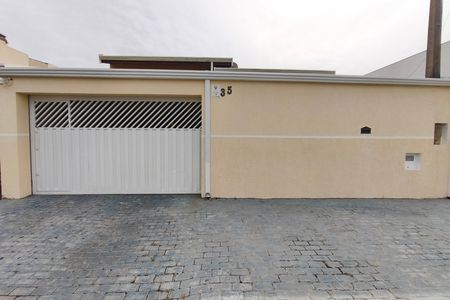 Casa à venda com 120m², 3 quartos e 4 vagasFachada