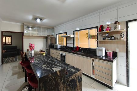 Casa à venda com 120m², 3 quartos e 4 vagasCozinha