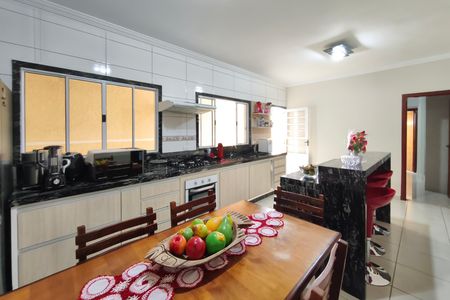 Casa à venda com 120m², 3 quartos e 4 vagasCozinha