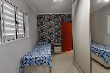 Casa à venda com 120m², 3 quartos e 4 vagasQuarto Suíte 2