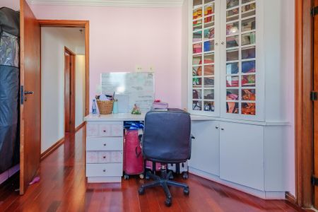 Apartamento à venda com 225m², 4 quartos e 3 vagasSuíte 2