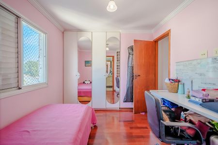 Apartamento à venda com 225m², 4 quartos e 3 vagasSuíte 2