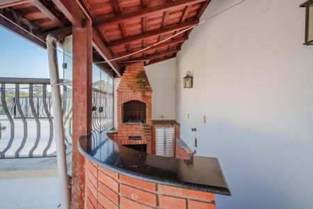 Apartamento à venda com 225m², 4 quartos e 3 vagasChurrasqueira