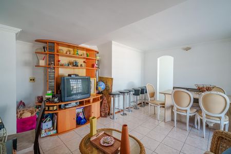 Apartamento à venda com 225m², 4 quartos e 3 vagasCobertura