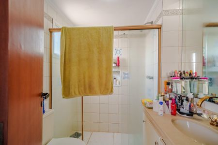 Apartamento à venda com 225m², 4 quartos e 3 vagasBanheiro da Suíte 1