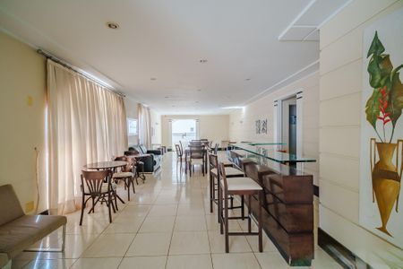 Apartamento à venda com 225m², 4 quartos e 3 vagasÁrea comum - Salão de festas