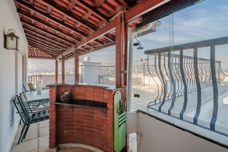 Apartamento à venda com 225m², 4 quartos e 3 vagasChurrasqueira