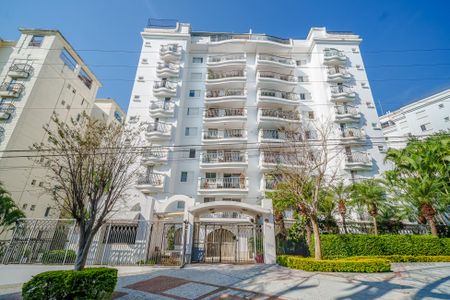 Apartamento à venda com 225m², 4 quartos e 3 vagasFachada e portaria