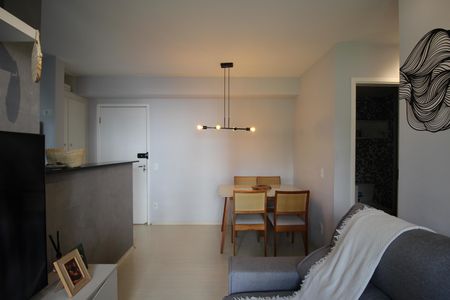Sala de apartamento para alugar com 2 quartos, 50m² em Parque Reboucas, São Paulo