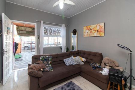 Sala de casa à venda com 2 quartos, 105m² em Cavalhada, Porto Alegre