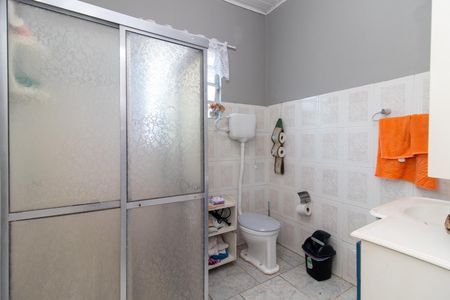 Casa à venda com 105m², 2 quartos e 1 vaga Casa à venda com 105m², 2 quartos e 1 vagaBanheiro