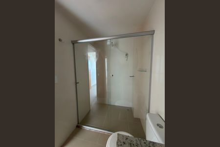Apartamento para alugar com 31m², 2 quartos e sem vaga Apartamento para alugar com 31m², 2 quartos e sem vagaBanheiro