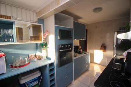 Apartamento à venda com 100m², 2 quartos e 2 vagasCozinha