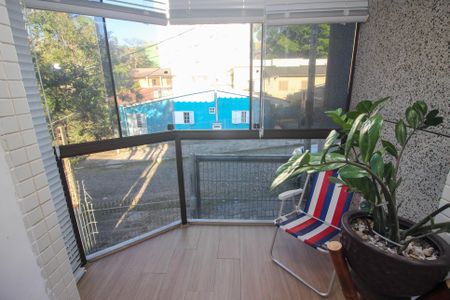 Apartamento à venda com 100m², 2 quartos e 2 vagasSacada da suíte