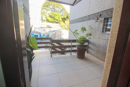 Apartamento à venda com 100m², 2 quartos e 2 vagasÁrea comum - Hall de entrada