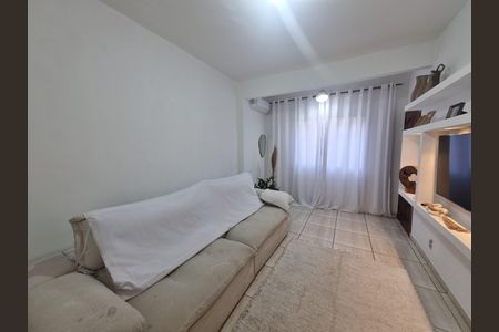 Sala de casa para alugar com 2 quartos, 100m² em Penha Circular, Rio de Janeiro