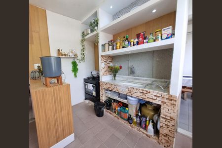 Casa à venda com 100m², 2 quartos e 1 vagaCozinha