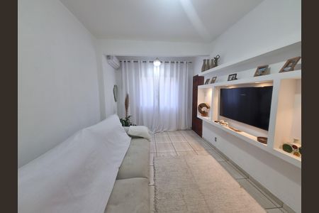 Sala de casa para alugar com 2 quartos, 100m² em Penha Circular, Rio de Janeiro