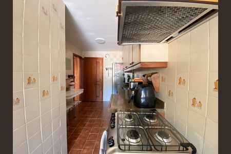 Apartamento para alugar com 192m², 4 quartos e 2 vagas