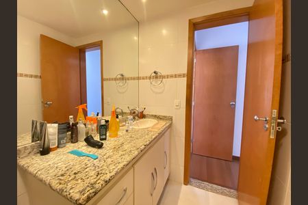 Apartamento para alugar com 192m², 4 quartos e 2 vagas