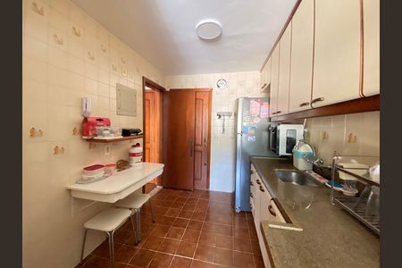 Apartamento para alugar com 192m², 4 quartos e 2 vagas