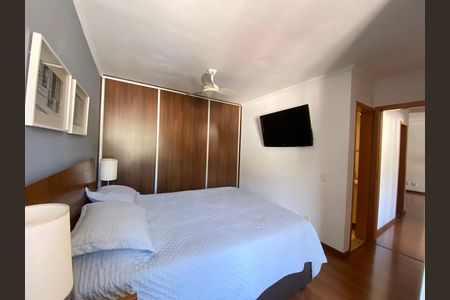 Apartamento para alugar com 192m², 4 quartos e 2 vagas