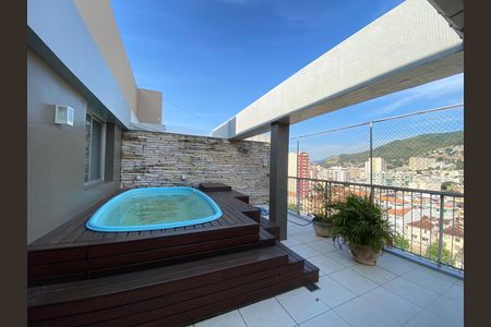 Apartamento para alugar com 192m², 4 quartos e 2 vagas
