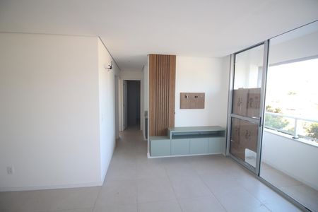 Apartamento para alugar com 74m², 3 quartos e 2 vagasSala
