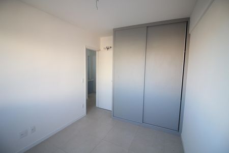 Apartamento para alugar com 74m², 3 quartos e 2 vagasQuarto 2