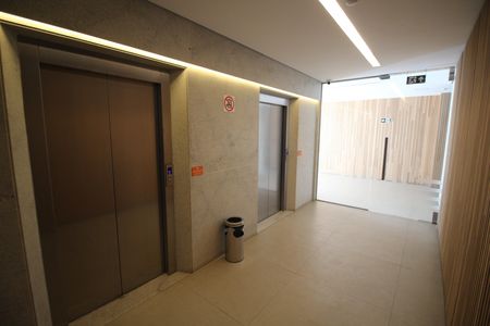 Apartamento para alugar com 74m², 3 quartos e 2 vagasÁrea comum