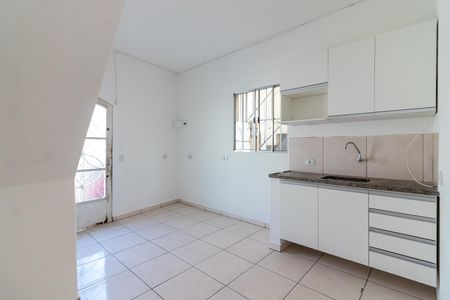 Casa para alugar com 50m², 1 quarto e sem vagaCozinha e Área de Serviço