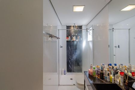 Apartamento para alugar com 170m², 2 quartos e 1 vaga Apartamento para alugar com 170m², 2 quartos e 1 vagaBanheiro da Suíte