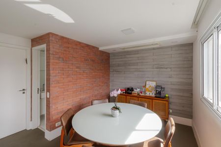 Apartamento para alugar com 170m², 2 quartos e 1 vaga Apartamento para alugar com 170m², 2 quartos e 1 vagaSala de Jantar