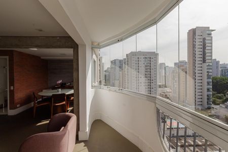 Sacada de apartamento para alugar com 2 quartos, 170m² em Vila Olímpia, São Paulo