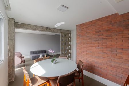 Apartamento para alugar com 170m², 2 quartos e 1 vaga Apartamento para alugar com 170m², 2 quartos e 1 vagaSala de Jantar
