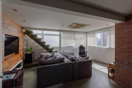 Apartamento para alugar com 170m², 2 quartos e 1 vaga Apartamento para alugar com 170m², 2 quartos e 1 vagaSala de Tv