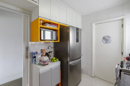 Apartamento para alugar com 170m², 2 quartos e 1 vaga Apartamento para alugar com 170m², 2 quartos e 1 vagaCozinha