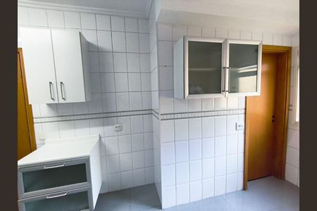 Apartamento para alugar com 139m², 3 quartos e 2 vagasCozinha