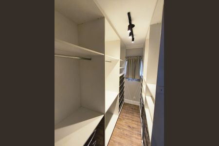 Apartamento para alugar com 139m², 3 quartos e 2 vagasQuarto