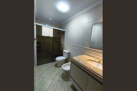 Apartamento para alugar com 139m², 3 quartos e 2 vagasBanheiro 