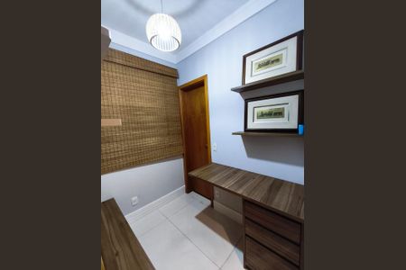 Apartamento para alugar com 139m², 3 quartos e 2 vagasQuarto